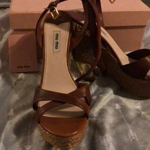 Mini Miu leather sandals